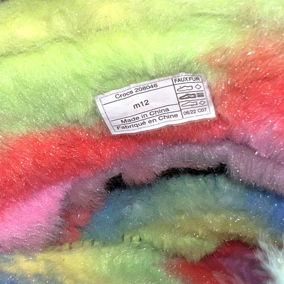 New Crocs Classic Cozzzy Spray Dye Sandal Fuzzy Slipper Unisex Men’s 12 Women 14 main image 13